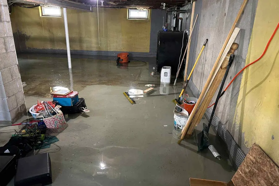 Storm flood water damage cleanup in a Palmetto, GA home